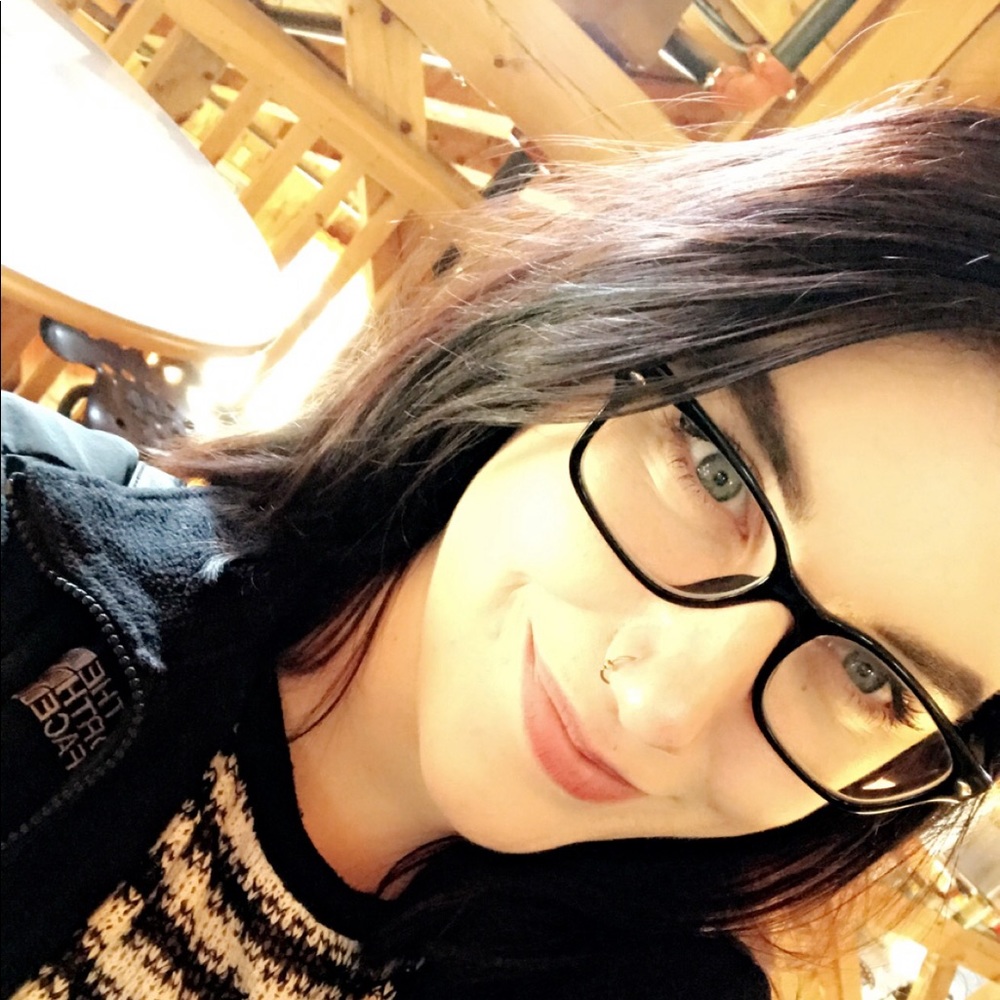 Meet your Posher, Sarah jo